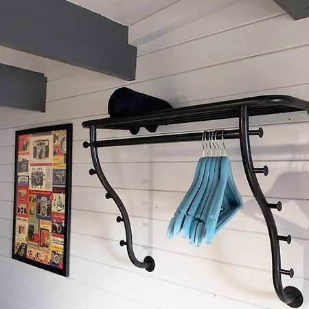 Cosy, Self-Contained Garden Room In City Centre! Херфорд Екстериор снимка